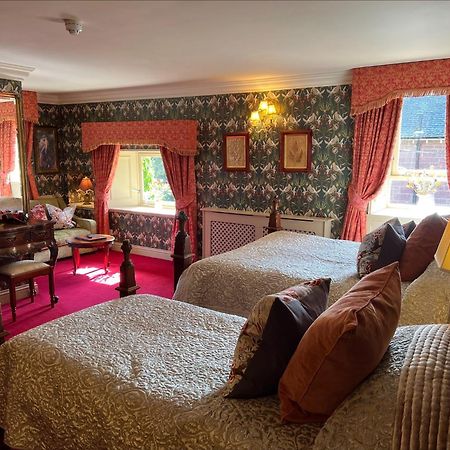 Lands Of Loyal Hotel Alyth Екстериор снимка
